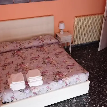 Konukevi Andrea E 3*