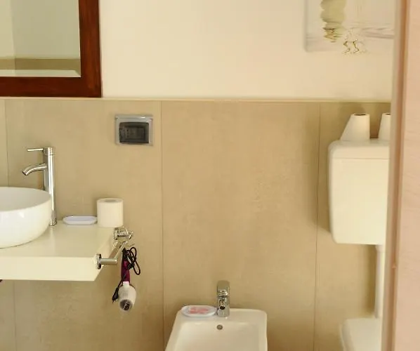 Andrea E Konukevi 3*